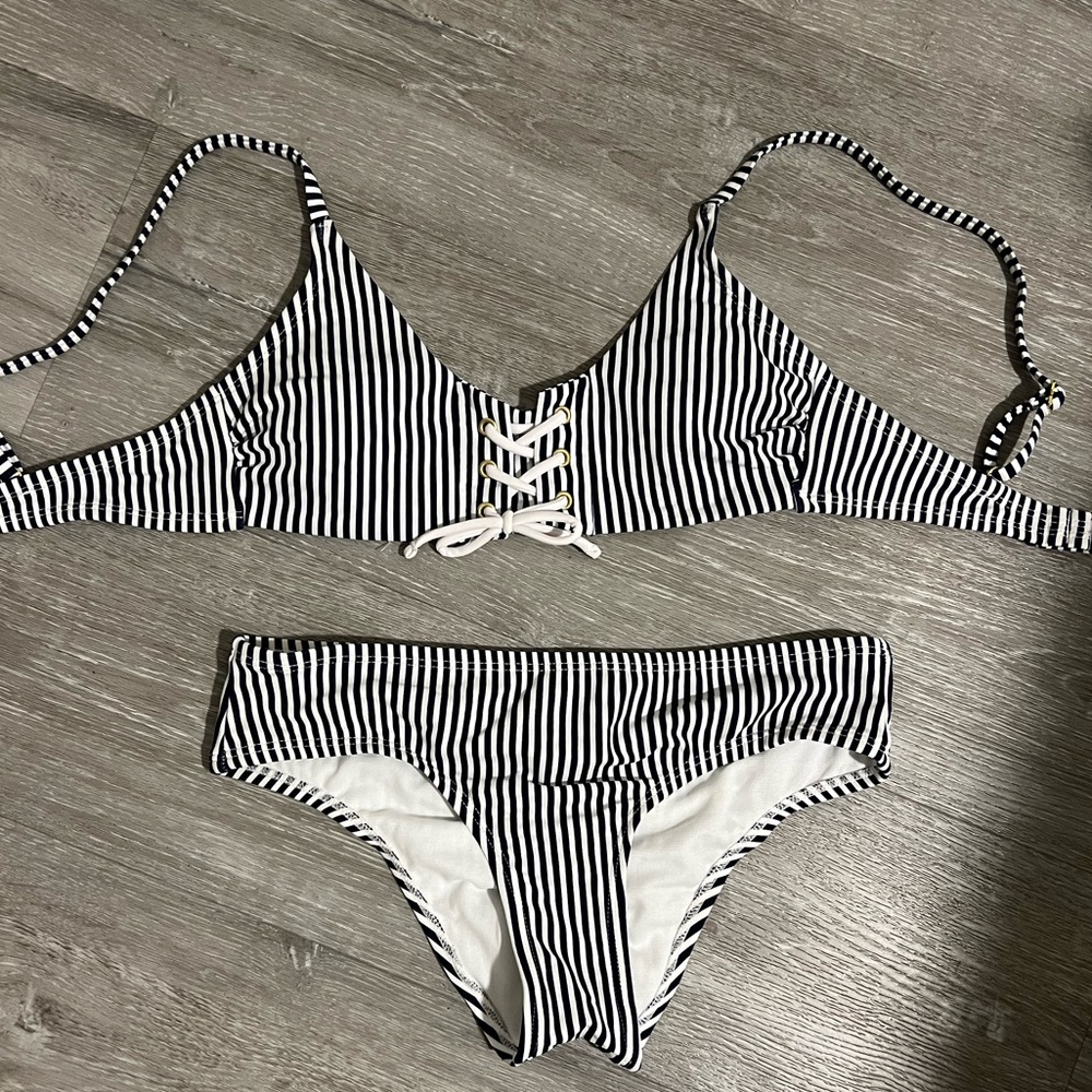 NWOT Navy Stripe Lace Top Bikini Set